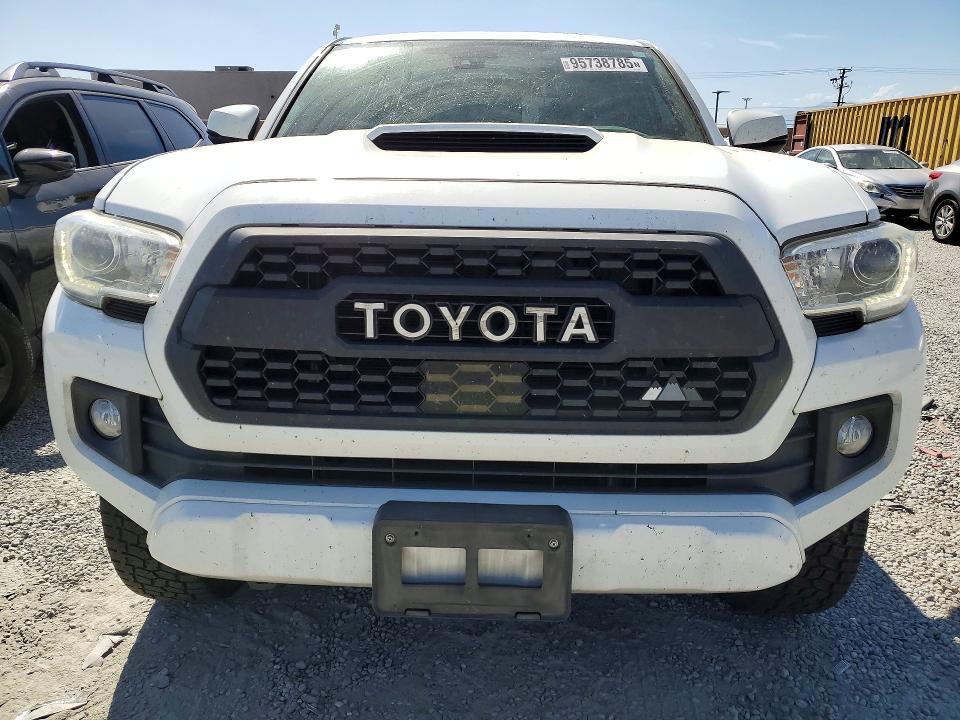 2018 Toyota Tacoma TRD Sport