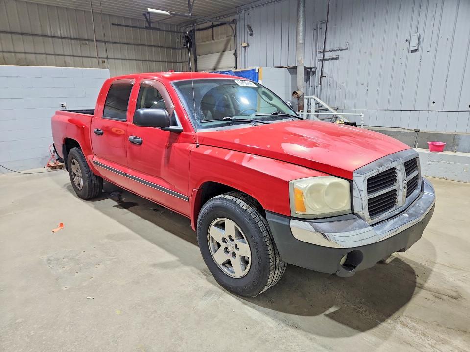2005 Dodge Dakota Quad SLT
