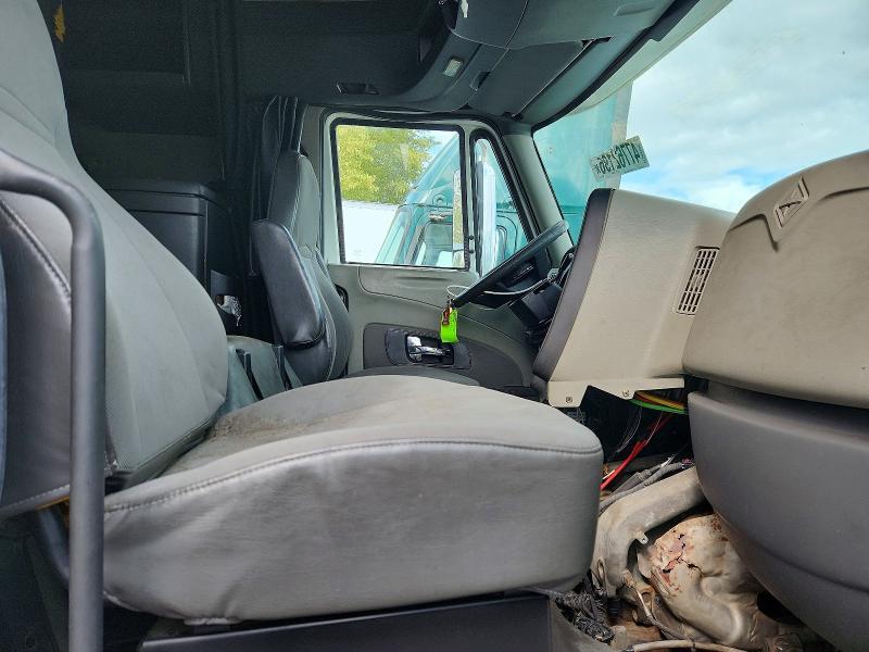 2012 International Prostar Semi Truck