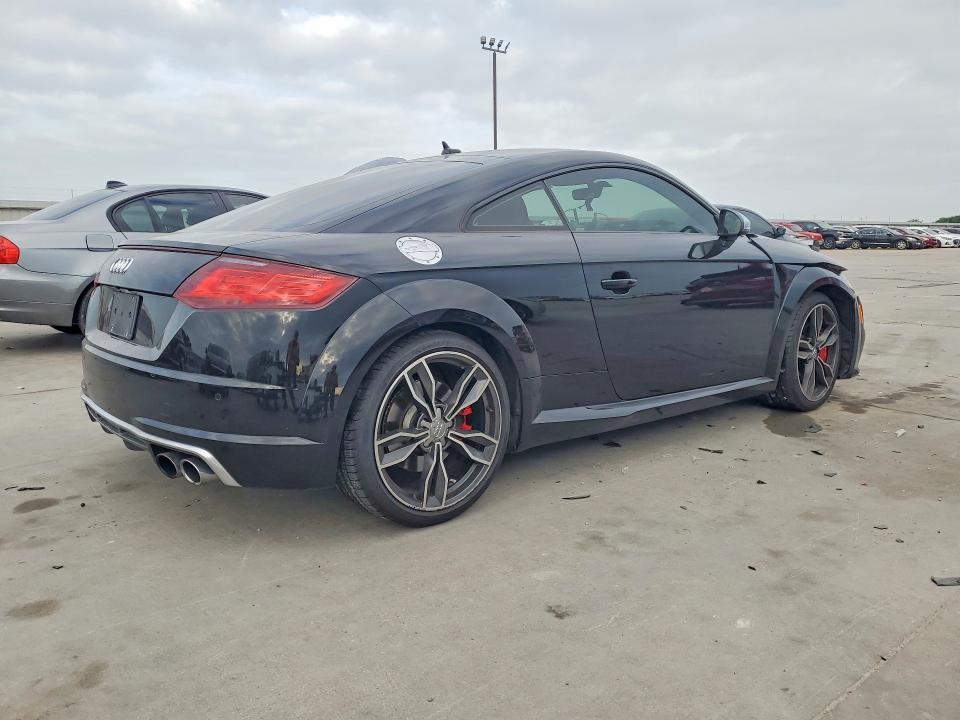 2016 Audi TTS