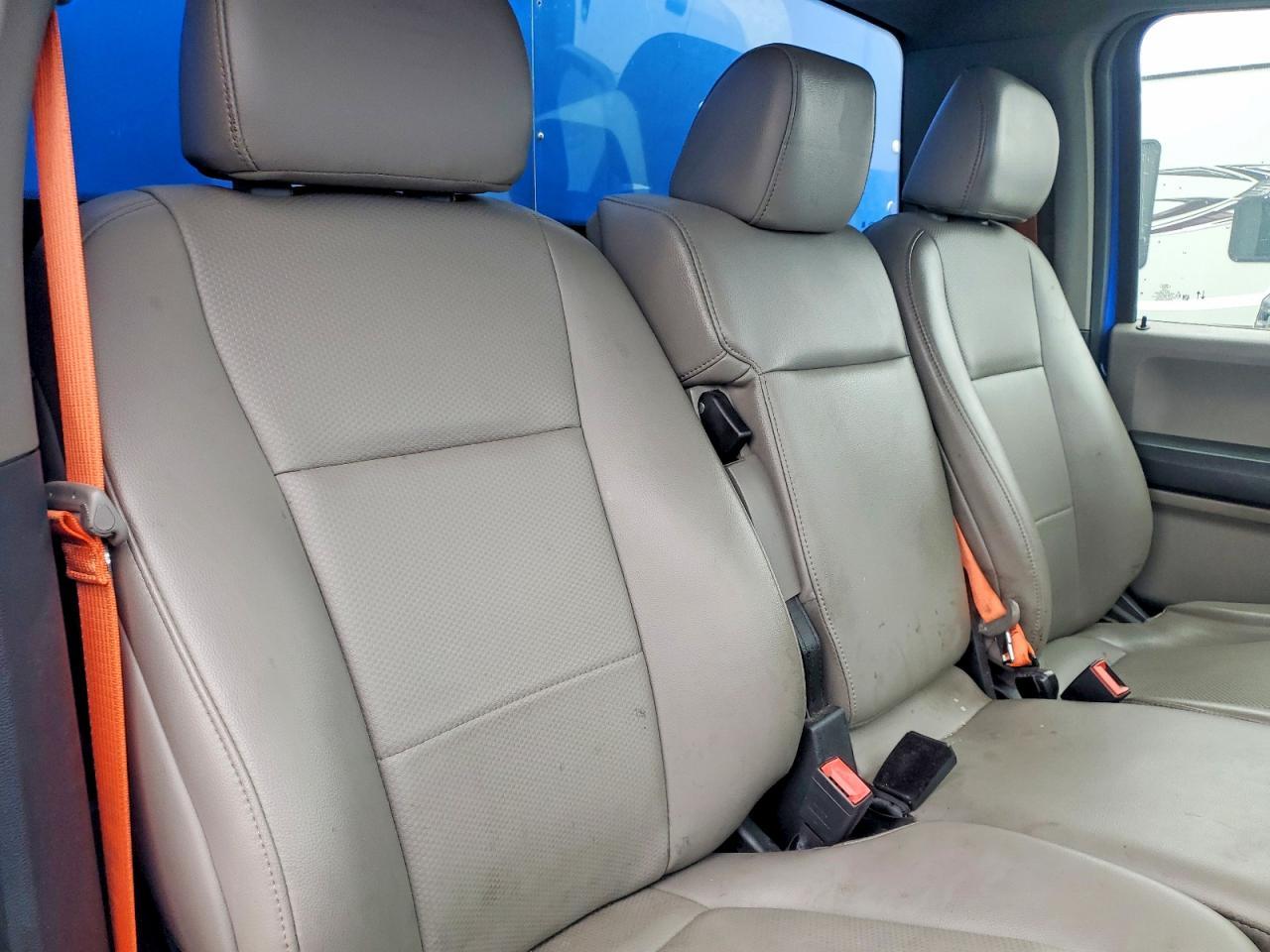 2020 Ford F450 Super Duty BOX Truck