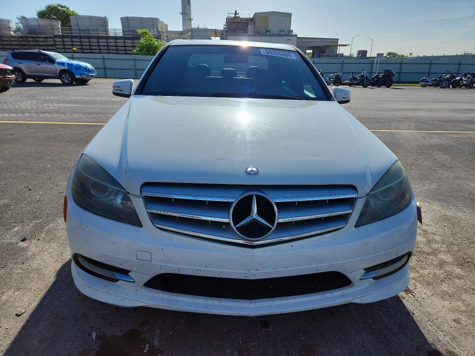 2011 Mercedes-Benz C300