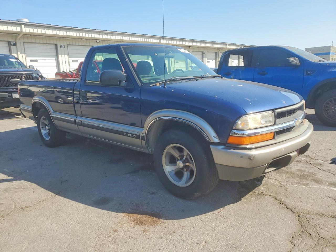 1999 Chevrolet S Truck S10
