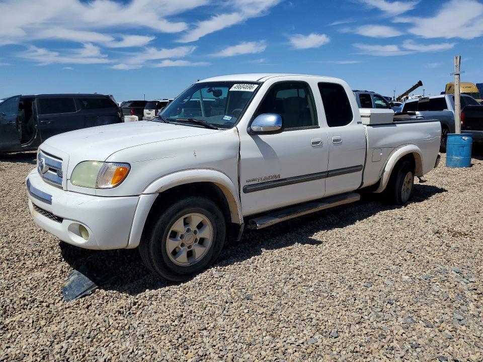 2004 Toyota Tundra Access cab SR5