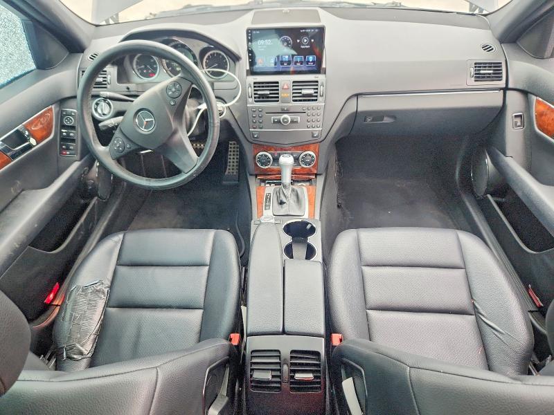 2011 Mercedes-Benz C300
