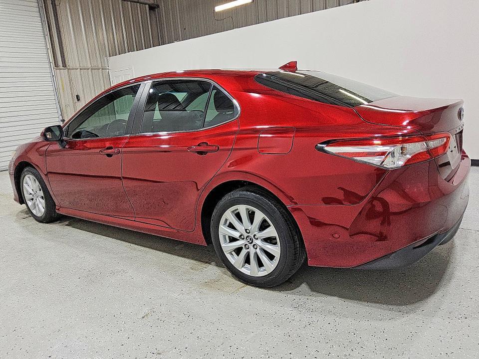 2019 Toyota Camry le