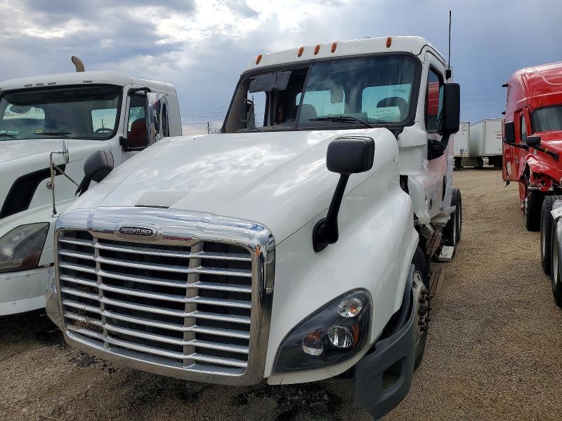 2019 Freigliner 2019 Freightliner Cascadia 125 Semi Truck