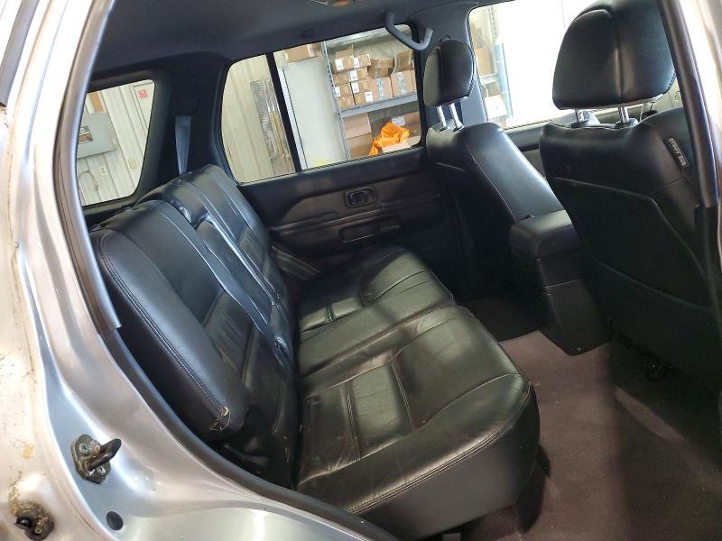 2001 Nissan Pathfinder se