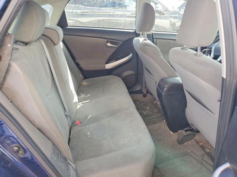 2012 Toyota Prius two