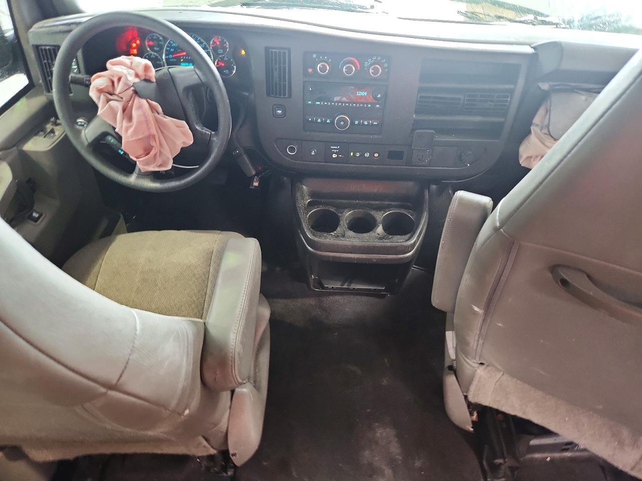 2021 Chevrolet Express G3500 LT