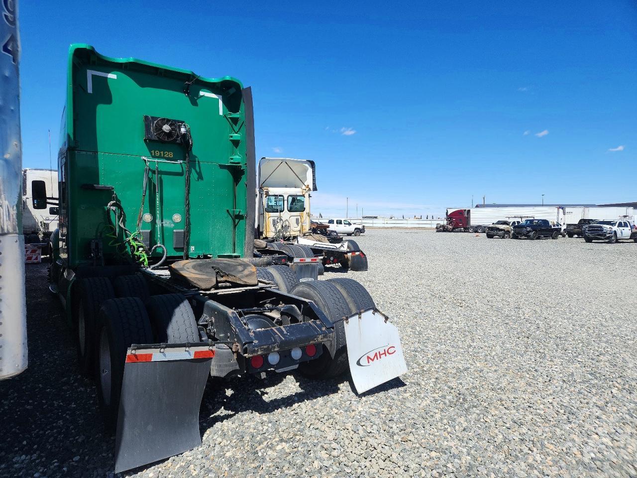 2019 Kenworth 2018 Kenworth T680 Semi Truck