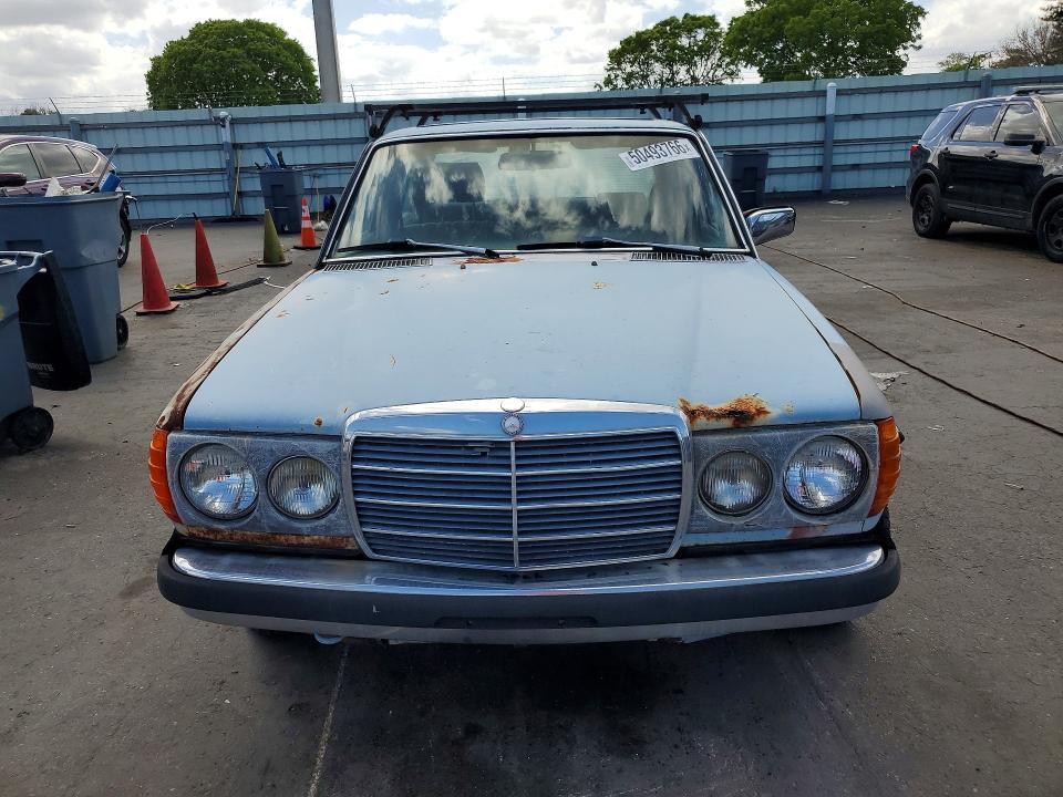 1982 Mercedes-Benz 300 dt