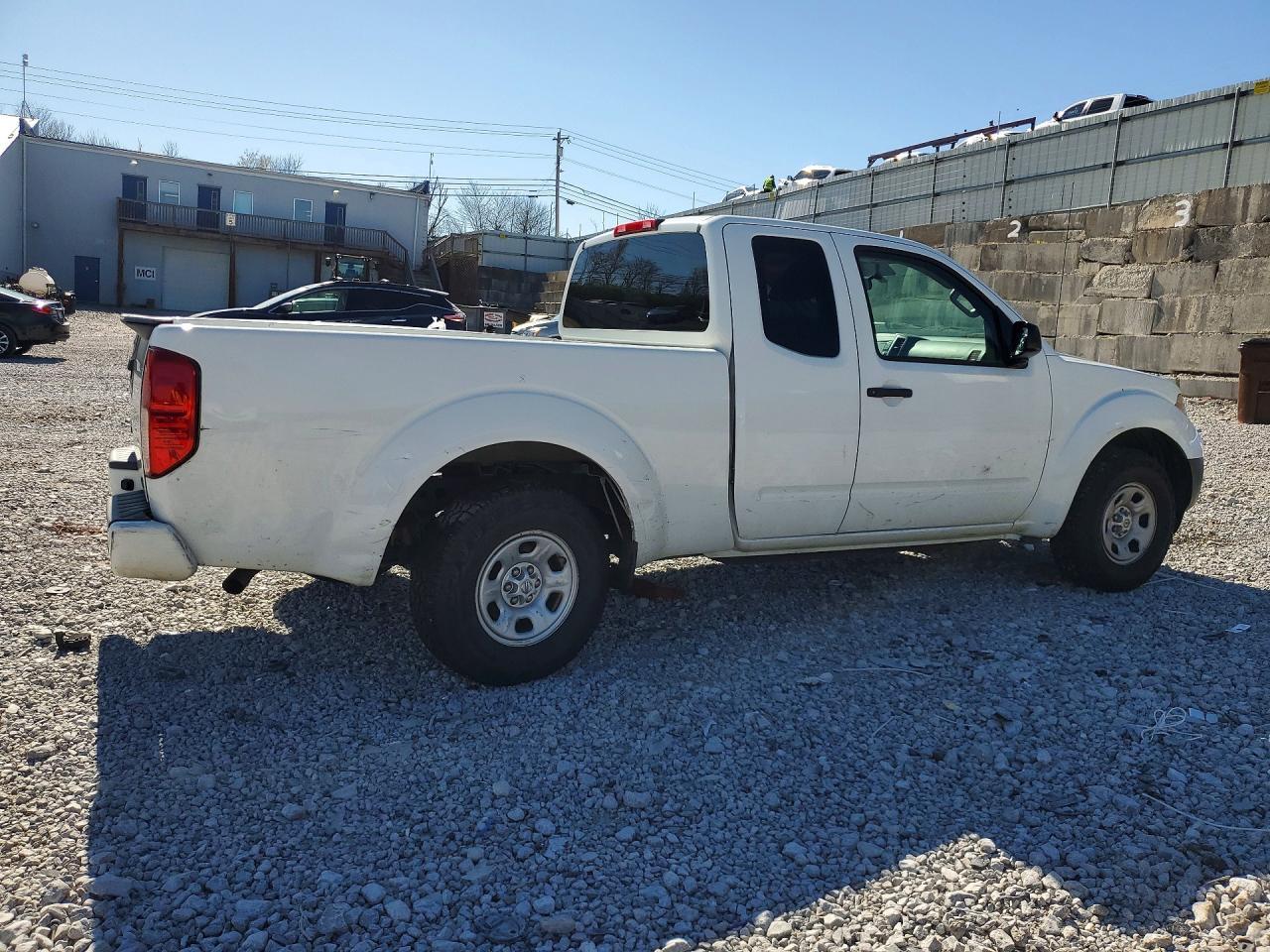 2017 Nissan Frontier S