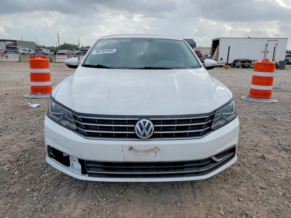 2016 Volkswagen Passat s
