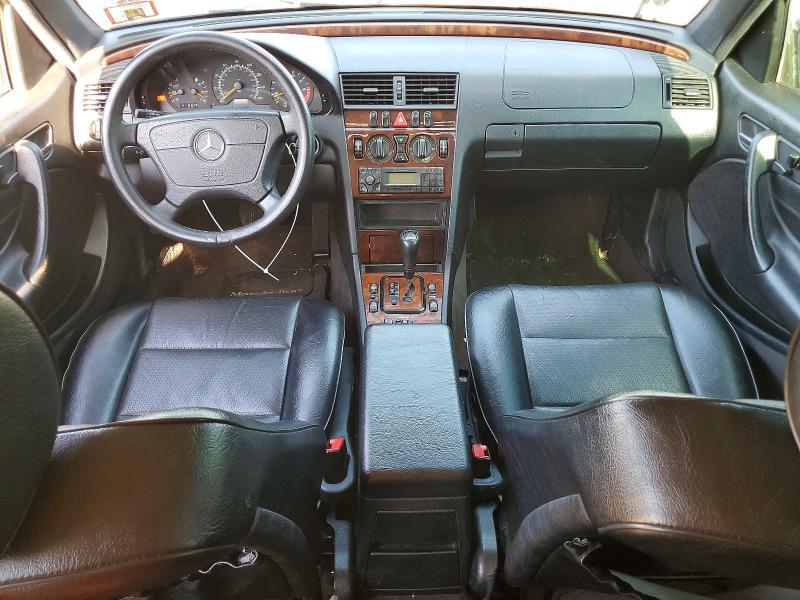 2000 Mercedes-Benz C 230