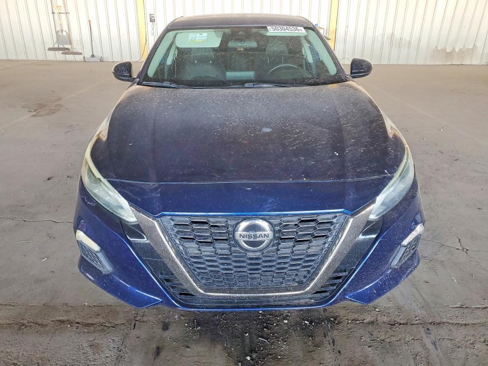 2020 Nissan Altima sr