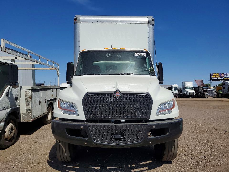 2023 International MV607 BOX Truck