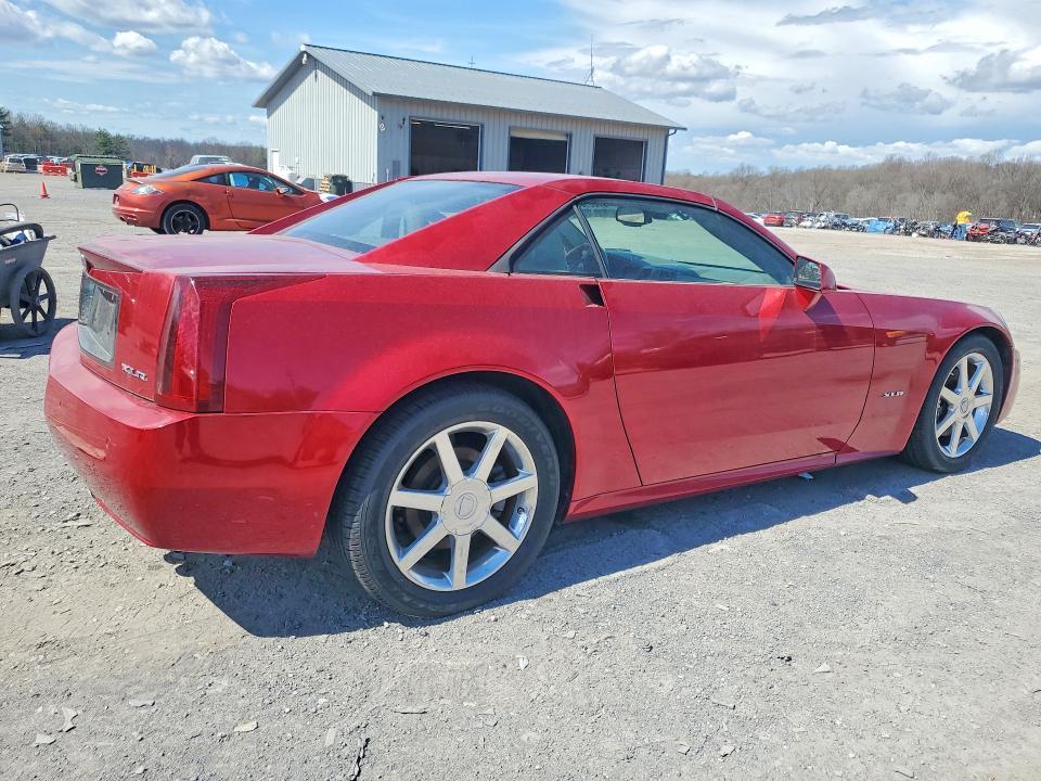 2005 Cadillac XLR