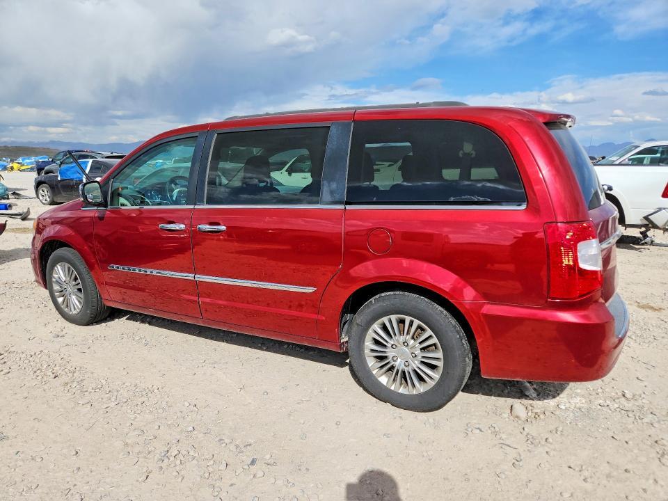 2013 Chrysler Town & Country Touring l
