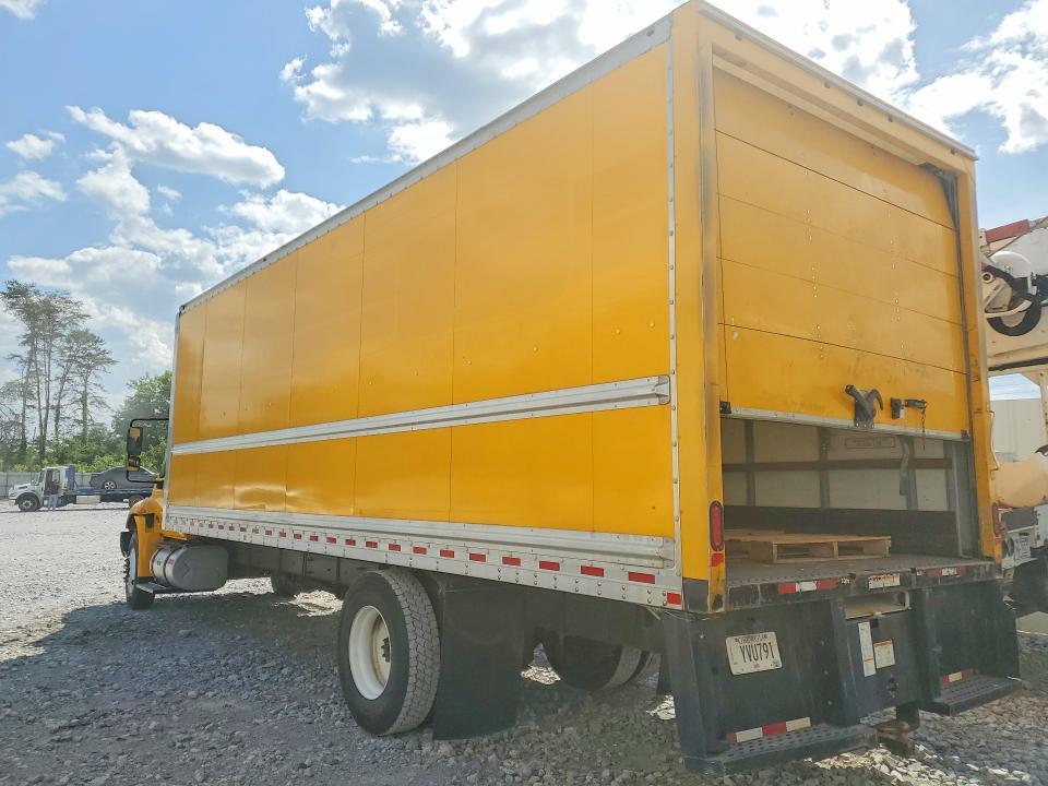 2019 International 4300 BOX Truck