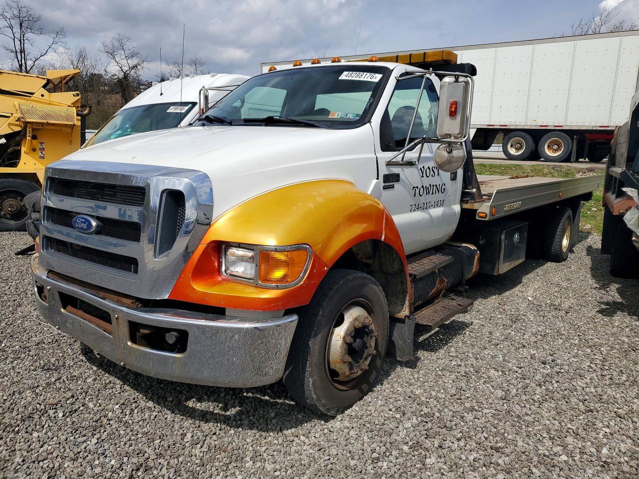 2008 Ford F650 Super Duty Rollback Truck