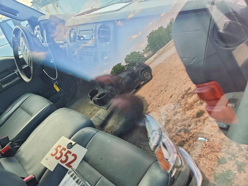 2015 Ford F450 Super Duty Flatbed Truck