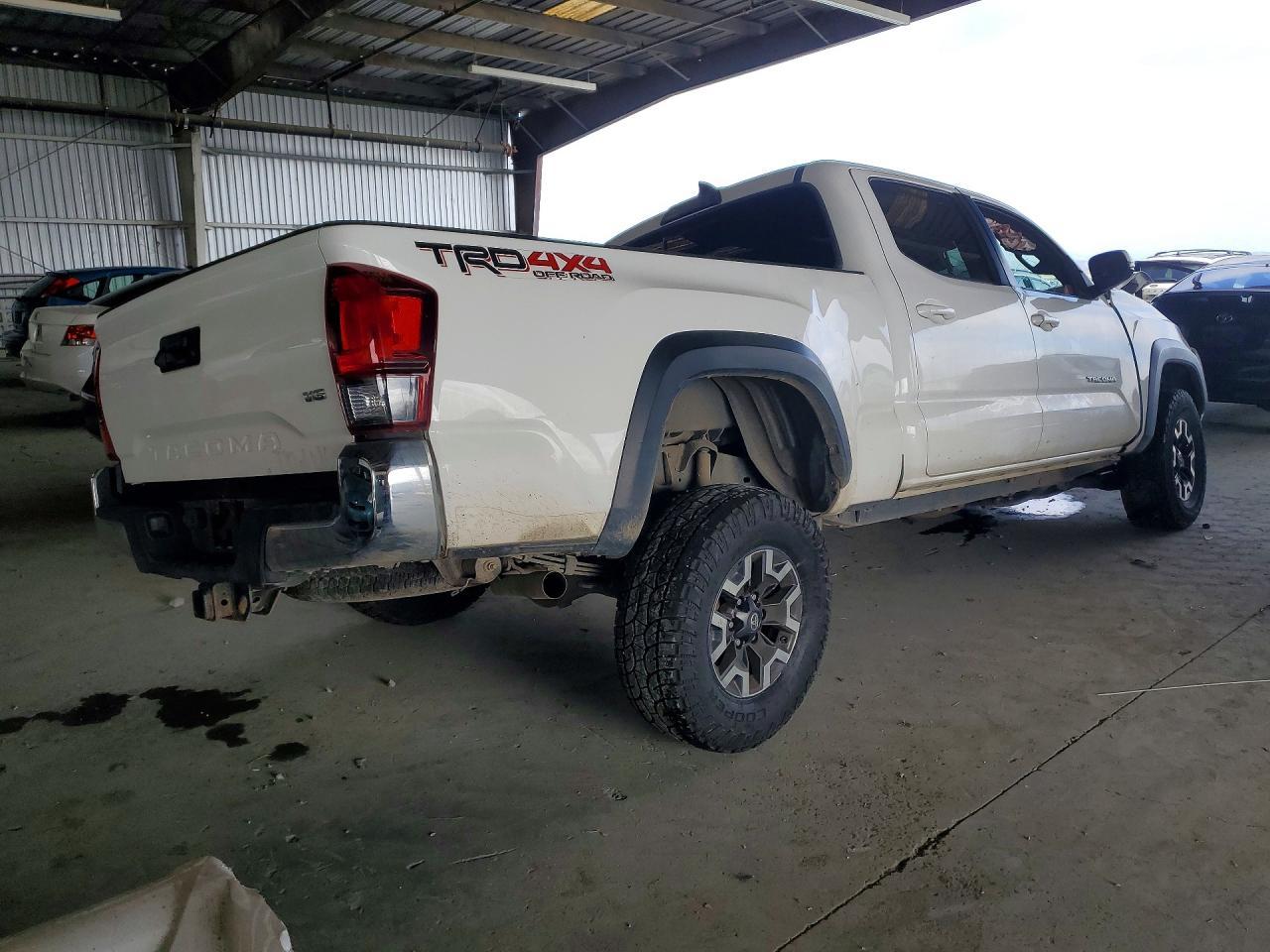 2018 Toyota Tacoma TRD OFF-Road