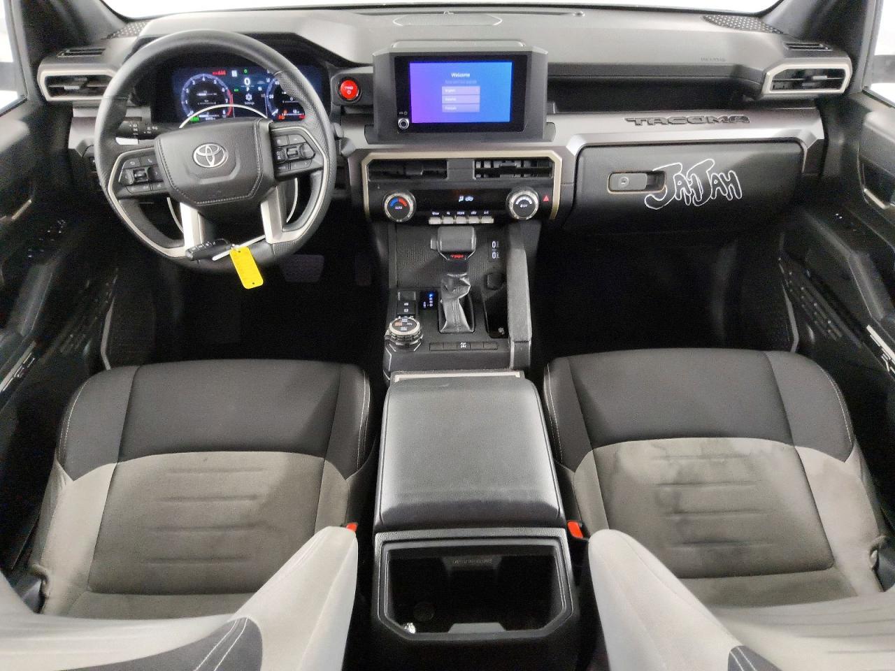 2025 Toyota Tacoma TRD OFF-ROAD HV