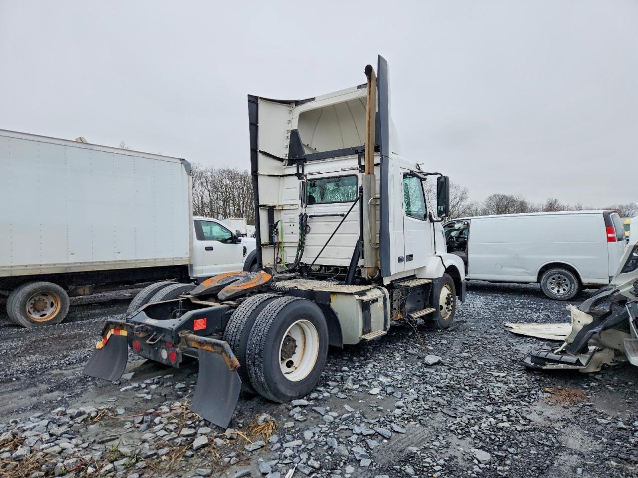 2018 Volvo VNL Semi Truck