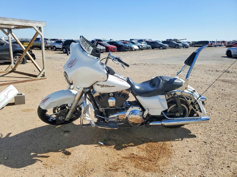 2011 Harley-Davidson Flhx