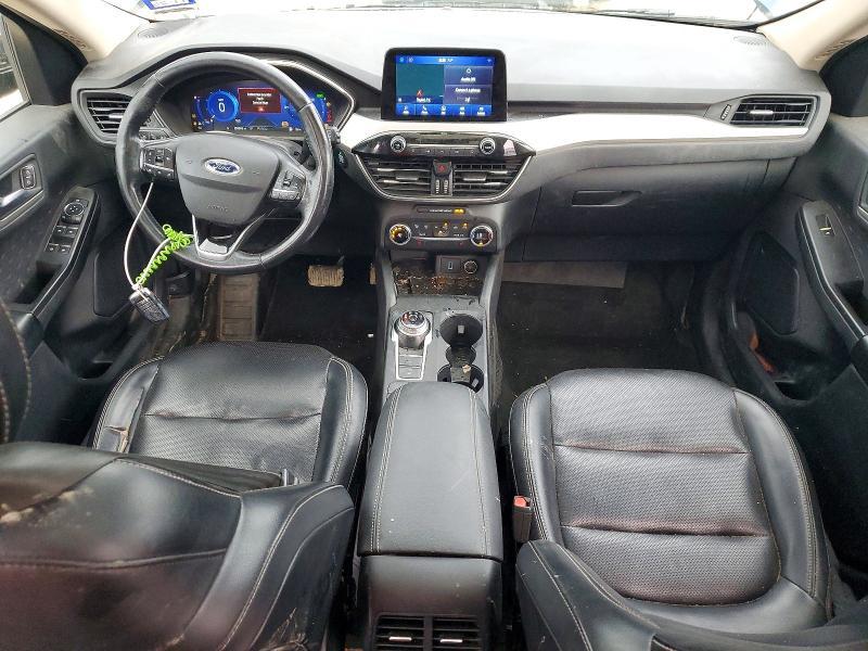 2020 Ford Escape se Sport