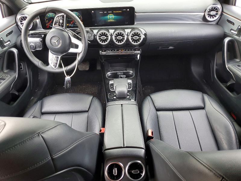 2020 Mercedes-Benz A 220