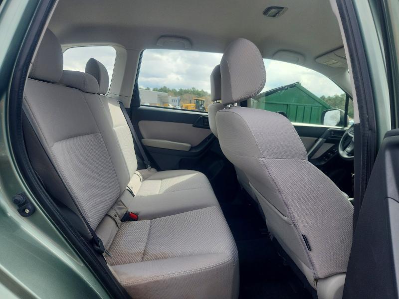 2016 Subaru Forester 2.5i