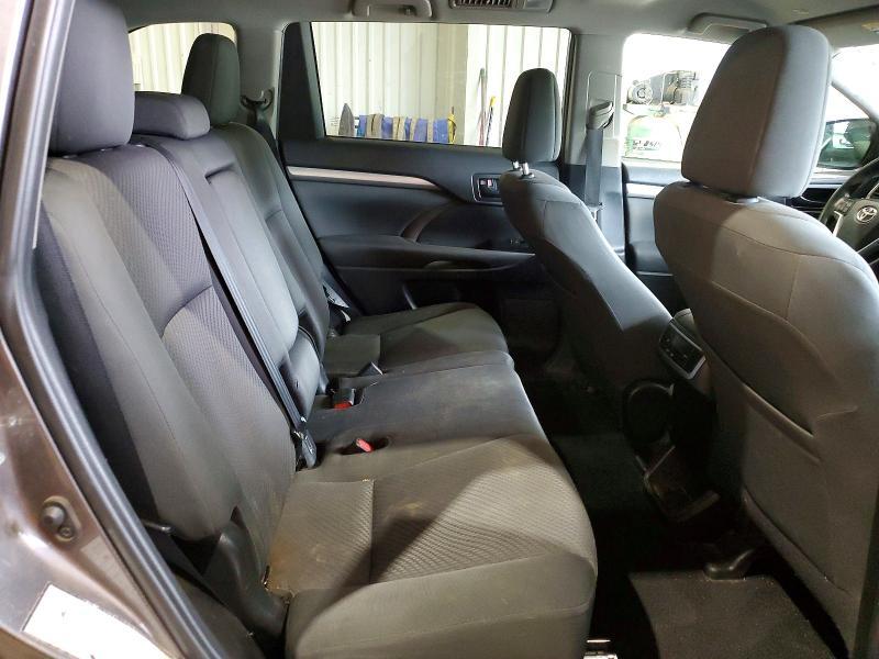 2019 Toyota Highlander le