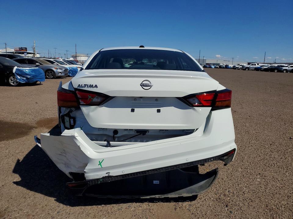 2026 Nissan Altima sv