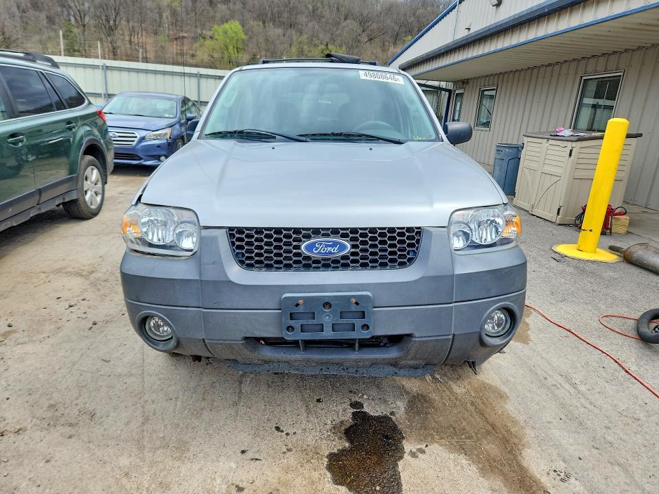 2005 Ford Escape xlt