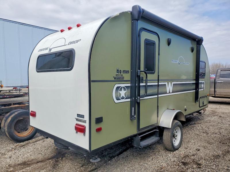 2018 Winnebago Mini Drop Camper