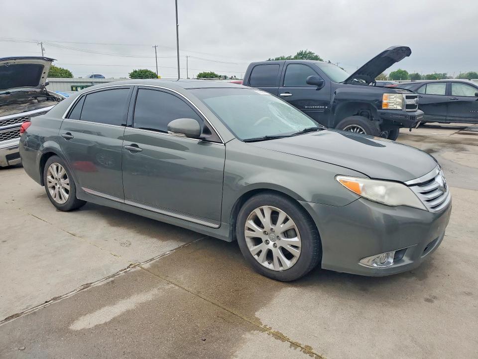 2011 Toyota Avalon Base