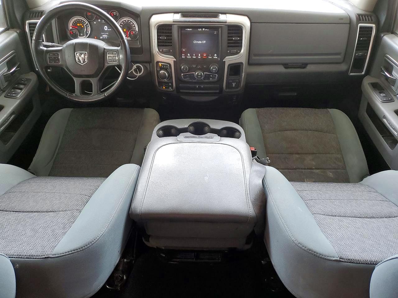 2019 Dodge RAM 1500 Classic SLT