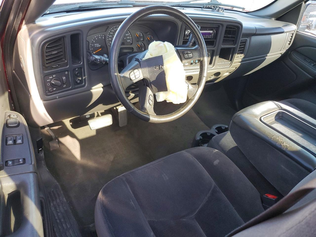 2005 GMC New Sierra C1500