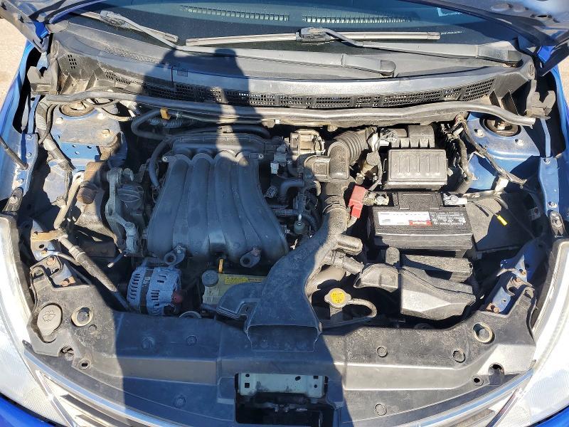 2011 Nissan Versa 1.8 s