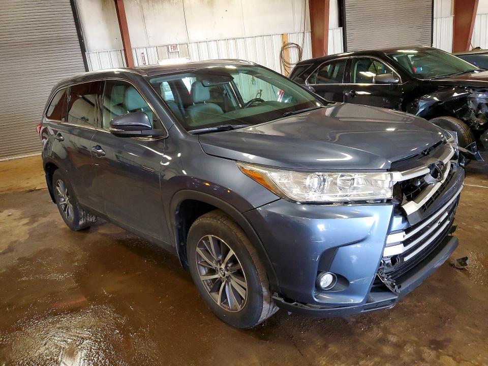 2019 Toyota Highlander xle