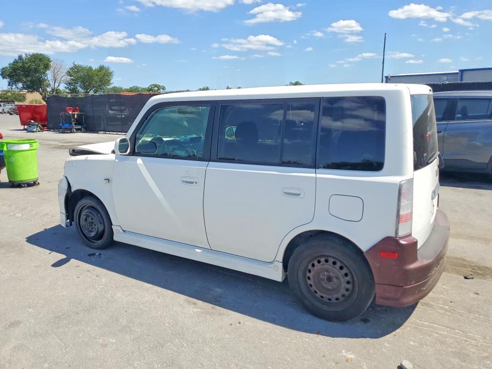 2005 Scion XB