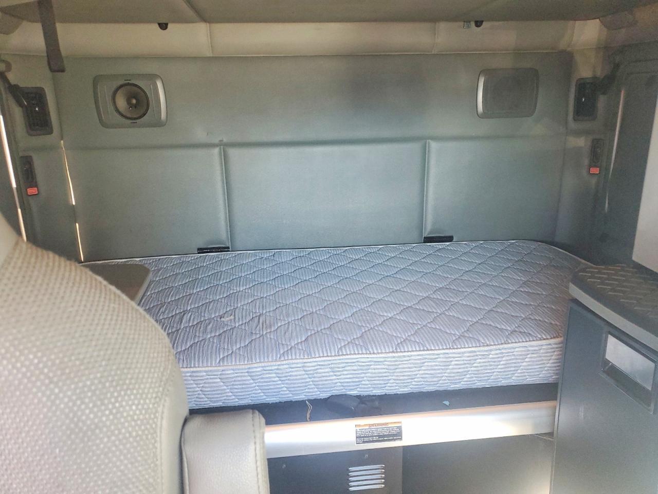2018 Kenworth Construction T680