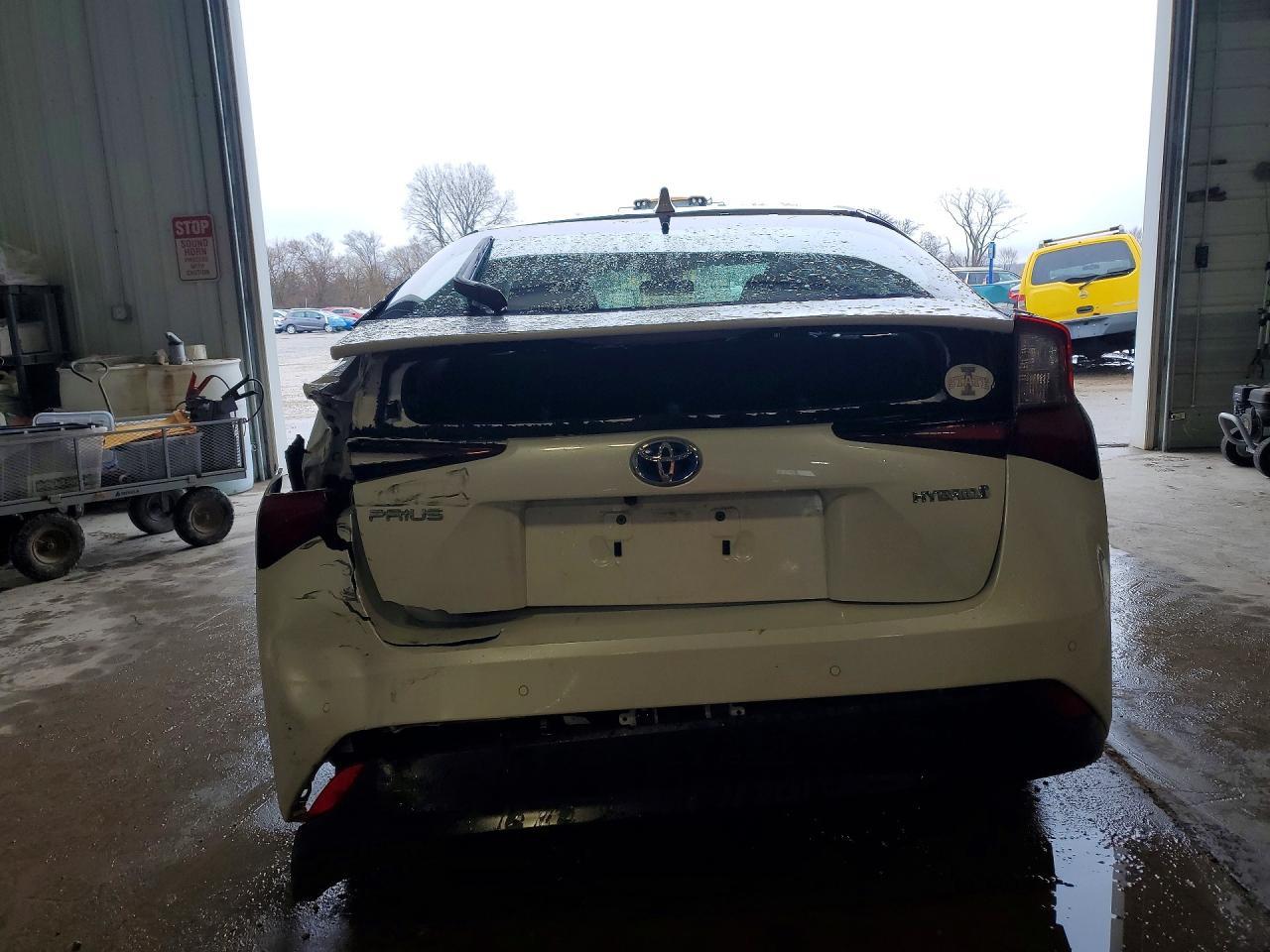2022 Toyota Prius le