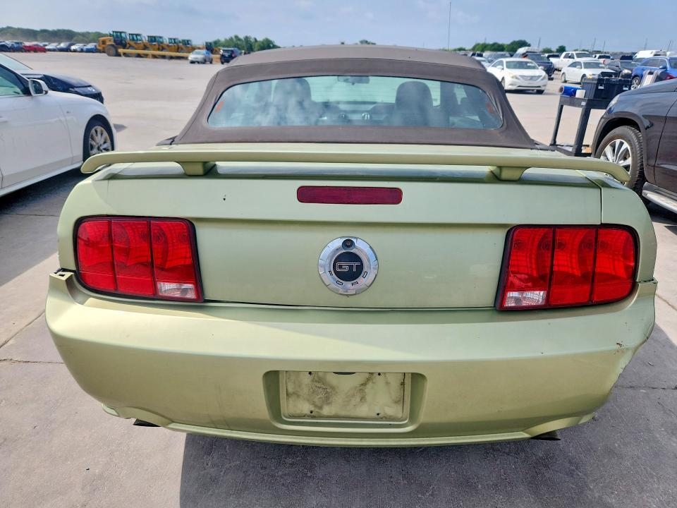 2005 Ford Mustang gt
