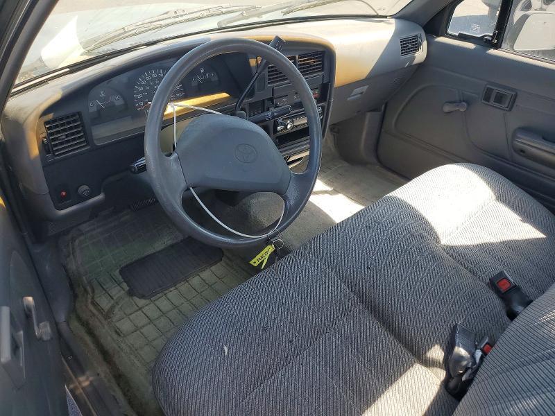 1995 Toyota Pickup DX