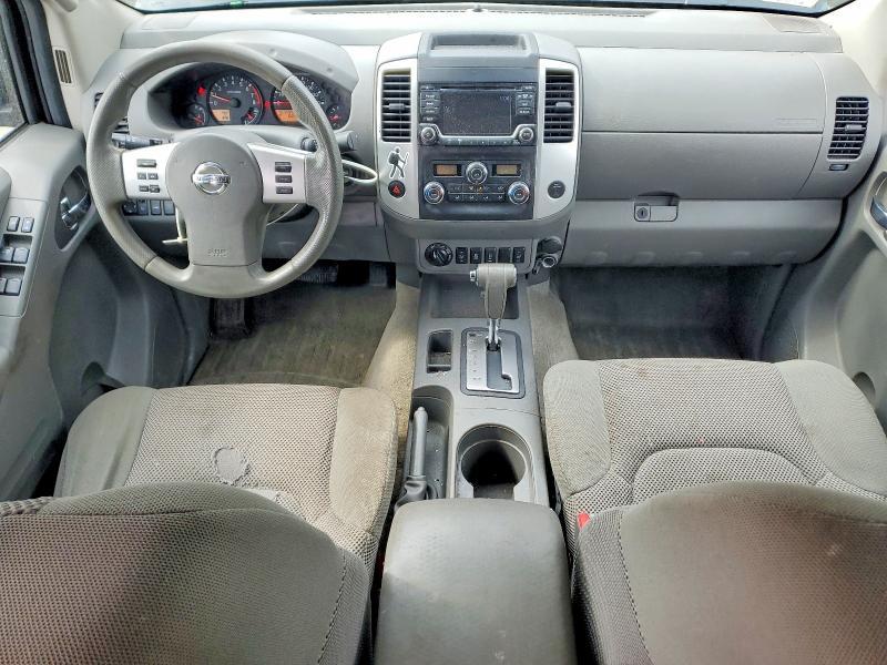 2015 Nissan Frontier SV