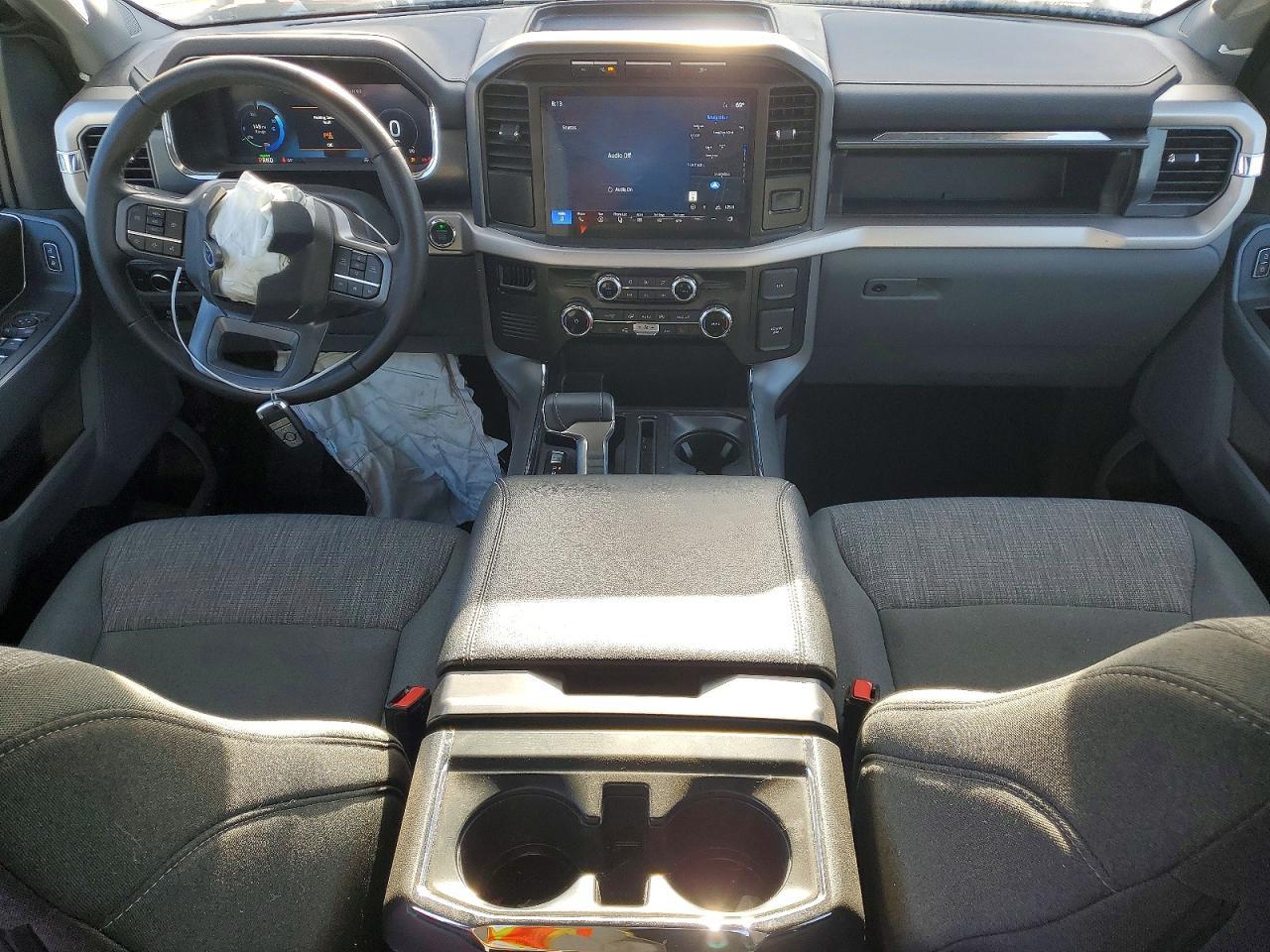 2023 Ford F150 Lightning PRO