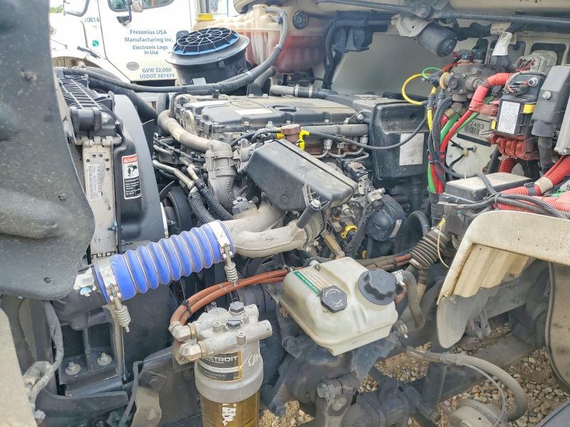 2020 Freightliner Business Class M2 Refrigerated BOX Truck